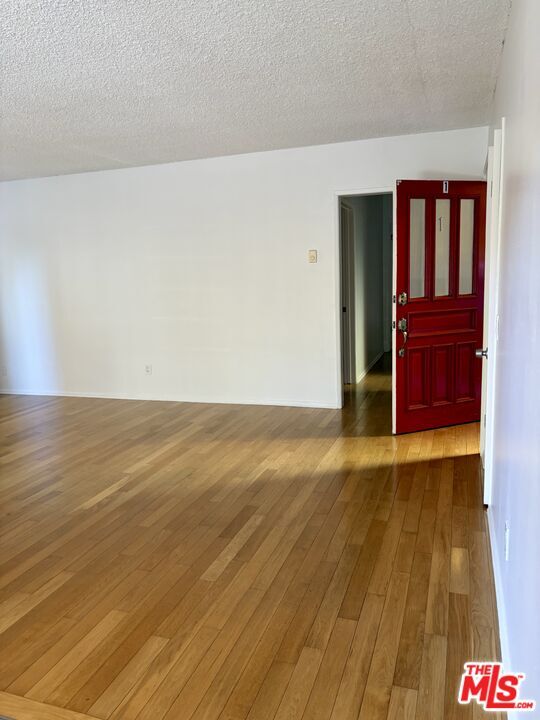 Foto del edificio - 2425 Ocean Ave