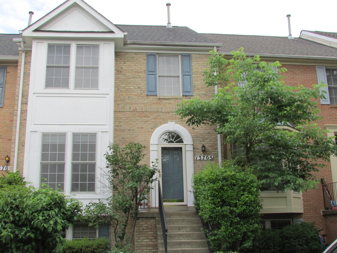 13705 Lambertina Pl, Rockville, MD 20850 House for Rent in Rockville