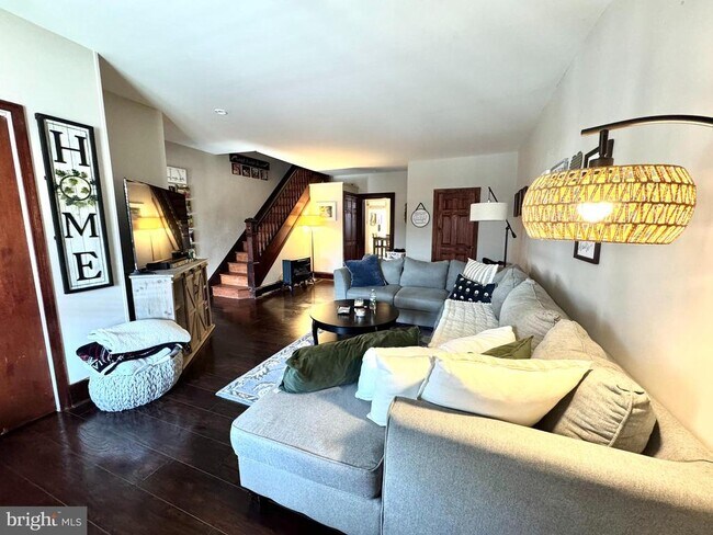 Foto del edificio - 425 Juniper St