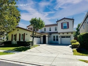 Building Photo - 1122 W Lagoon Rd