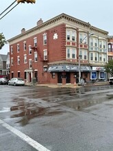 Building Photo - 812 Broadway
