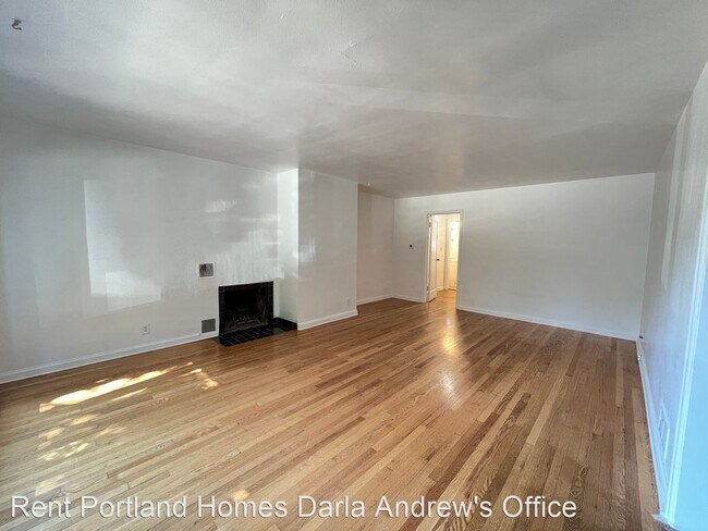 Building Photo - 3 br, 1 bath House - 843 N Alberta Street
