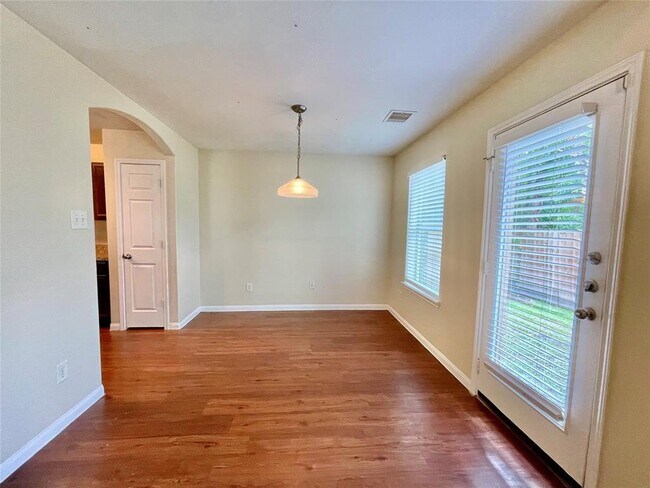 Foto del edificio - 15415 Bammel Oaks Ct