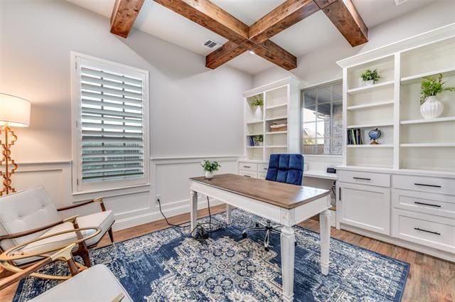 Foto del edificio - 3945 Wellesley Ave