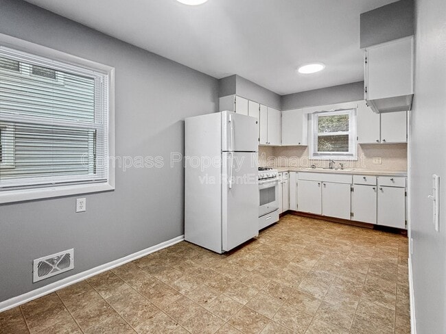 Foto del edificio - 2355 Ansonia Ave SW