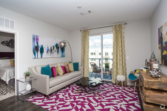 2HAB, 2BA - 951 ft² - Spoke Apartments