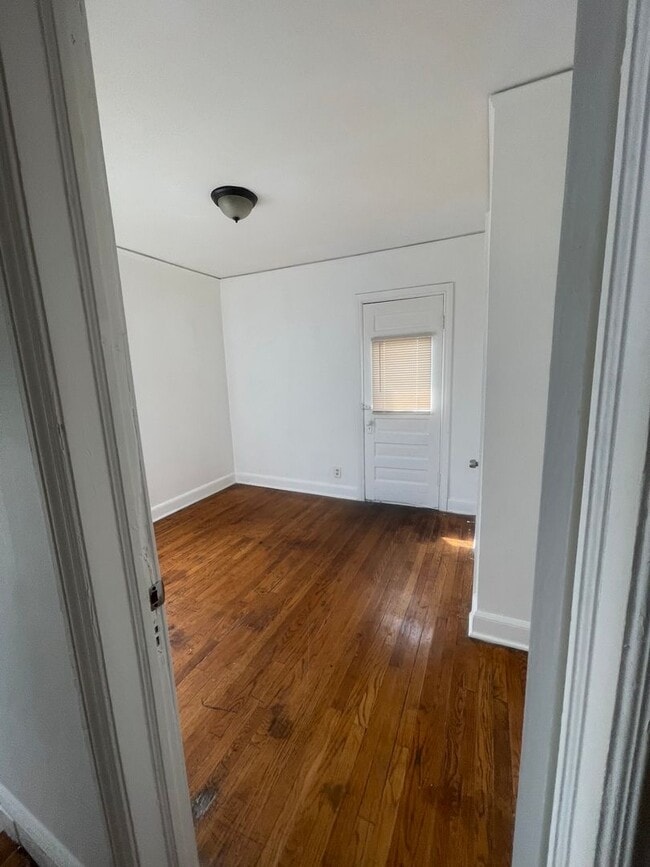 Foto del edificio - 3 bedroom willing to work with lower credit