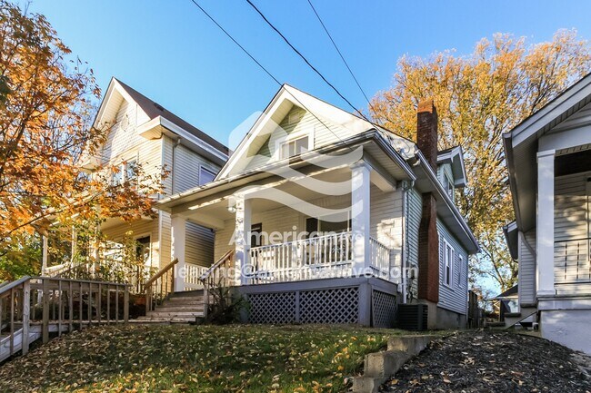 Foto del edificio - 1836 Goodman Ave