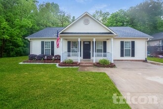 Building Photo - 5091 Daffodil Ln