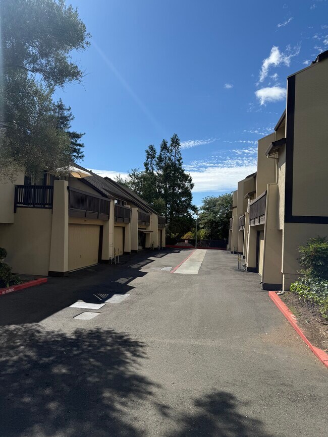 3ª casa adosada a la izquierda - 1771 Gazelle Way