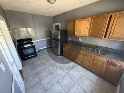 Foto del edificio - 3412 E 147th St