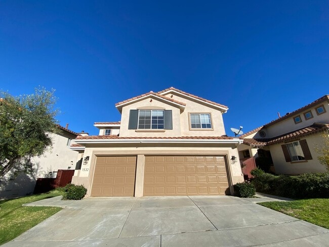 Foto del edificio - Gorgeous 4 Bedroom Carlsbad Home With A Stunning View and Solar!