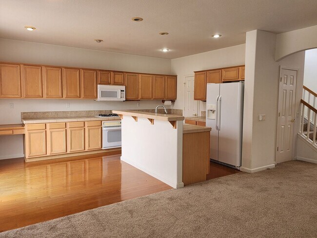 Foto del edificio - Large home on a golf course