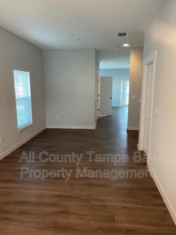 Building Photo - 3802 W Elrod Ave