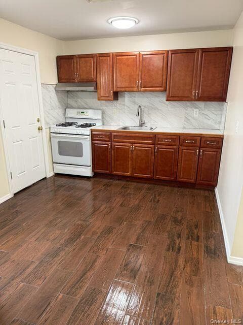 Foto del edificio - 161 Merrill St