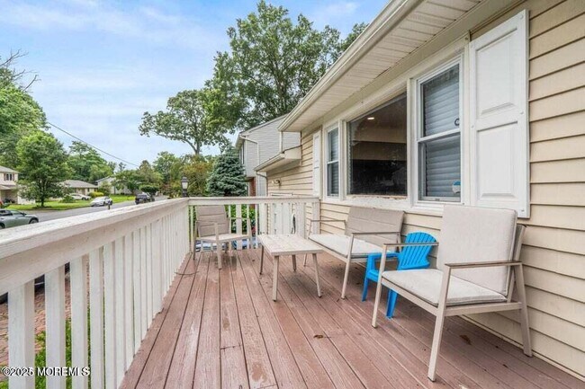 Foto del edificio - 188 Belmar Ave