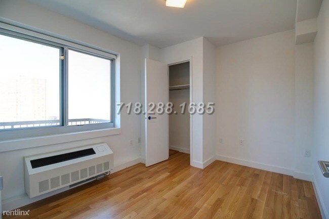 Building Photo - 339 Greene Ave
