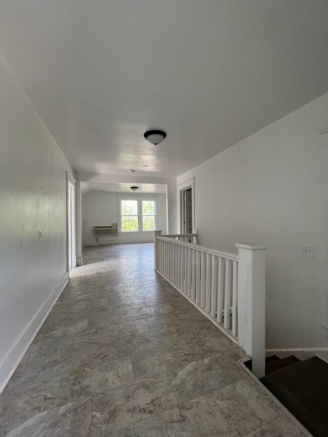 Foto del edificio - Remodeled 1 bedroom with bonus room
