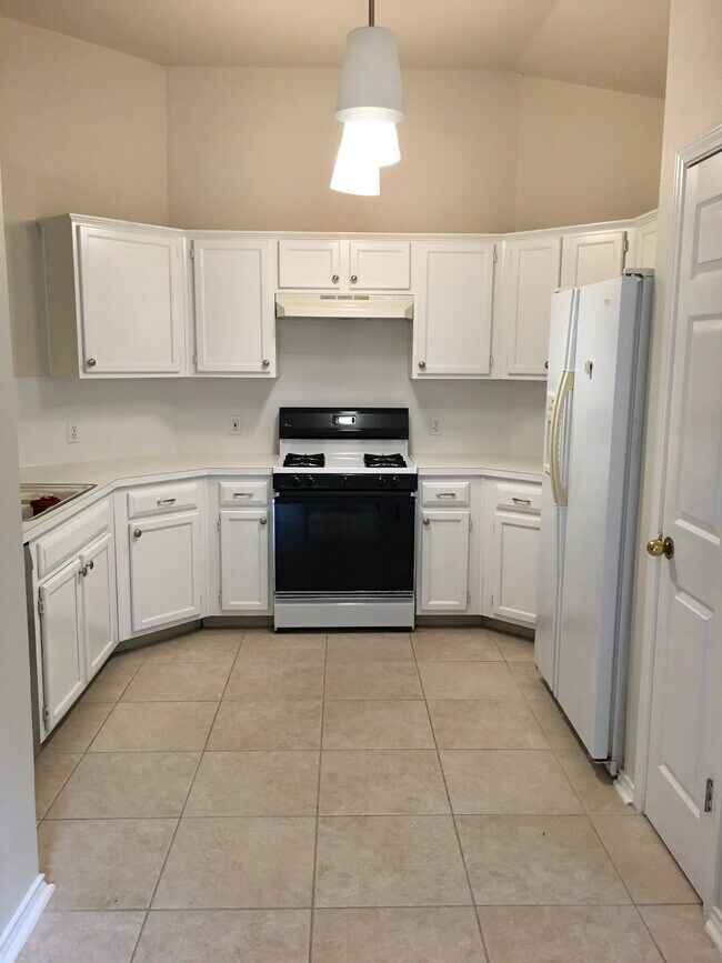Limpio - 17900 Worley Dr