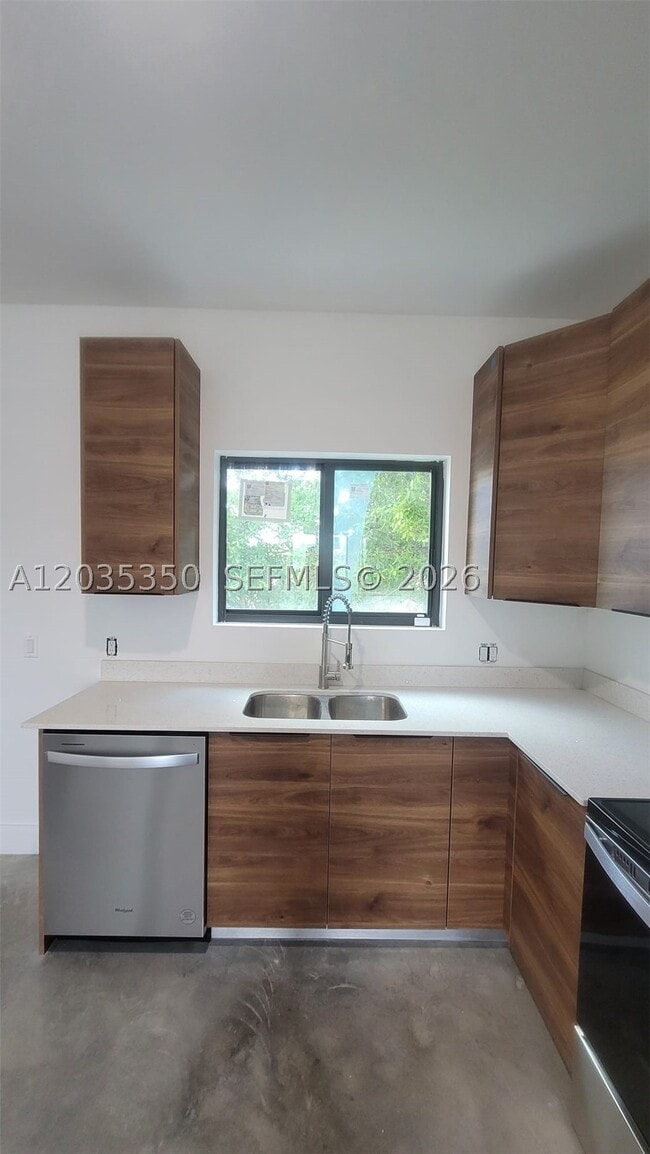 Building Photo - 2146 NW 69th St