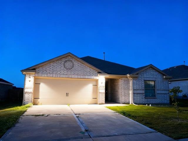 Foto principal - 3007 McCoy Rd