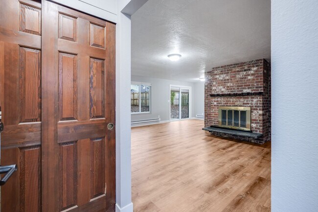 Foto del edificio - NEW REMODEL ~ Beautiful 3 Bed, 1 Bath Rental Home in Milwaukie!