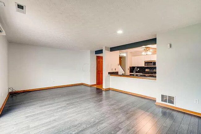 Building Photo - 6120 Georges Park Dr