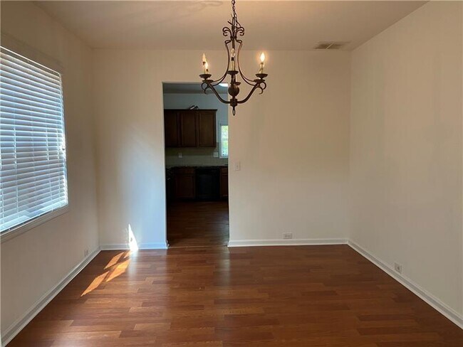 Building Photo - 3355 Earhart Way