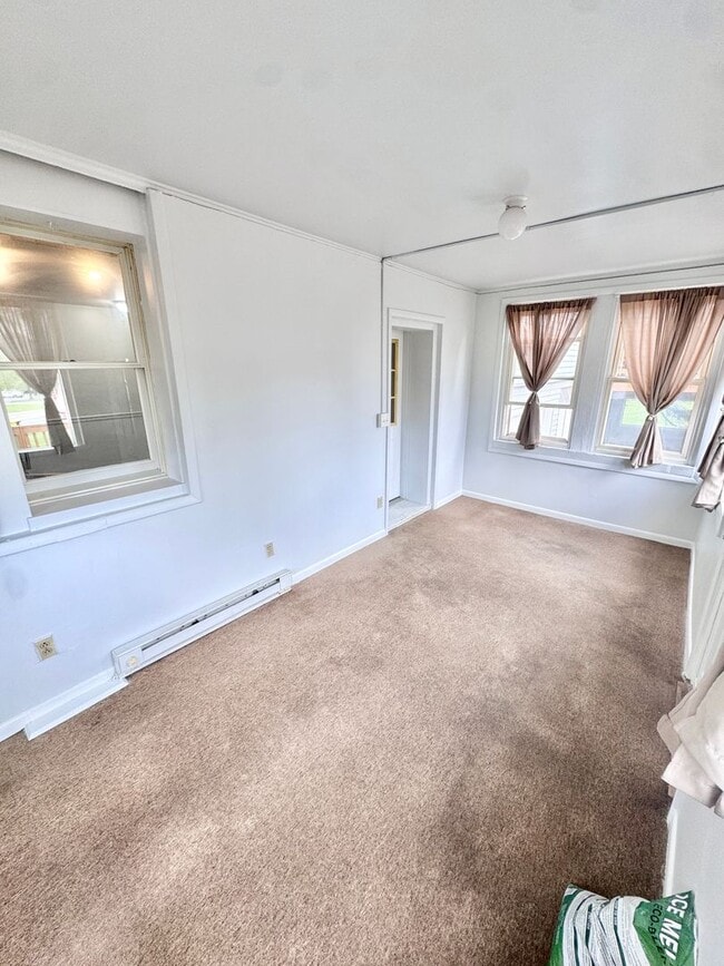 Foto del edificio - 8361 Schantz Rd