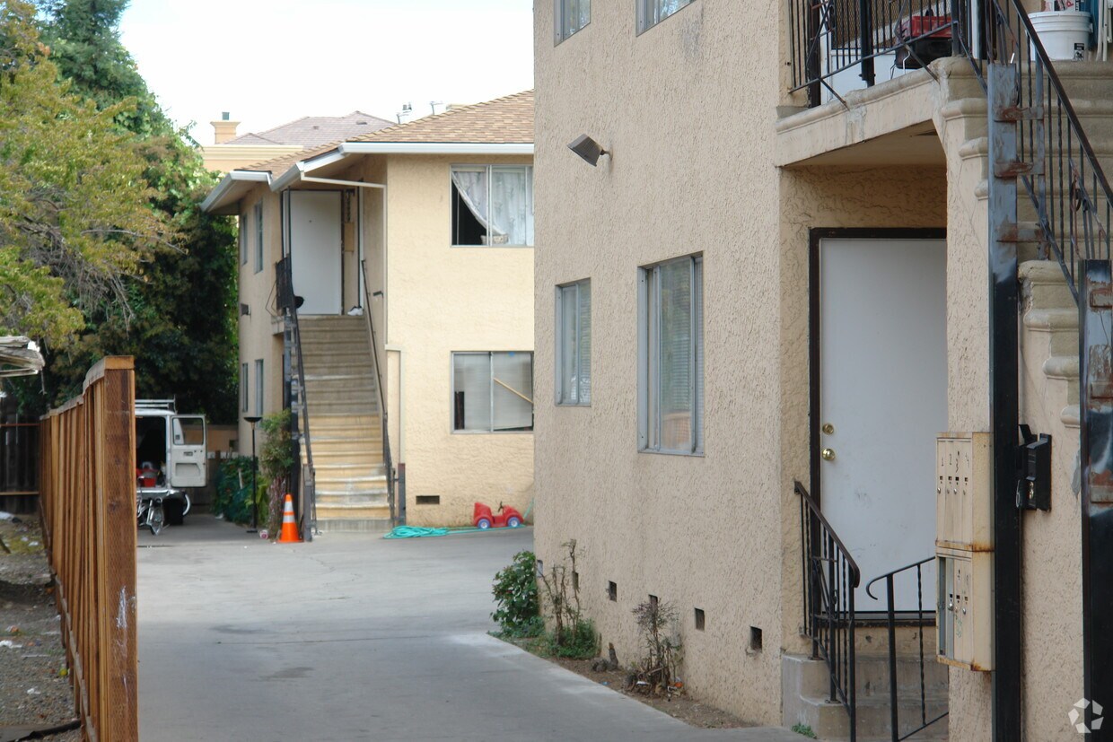 Foto del edificio - 444 Page St