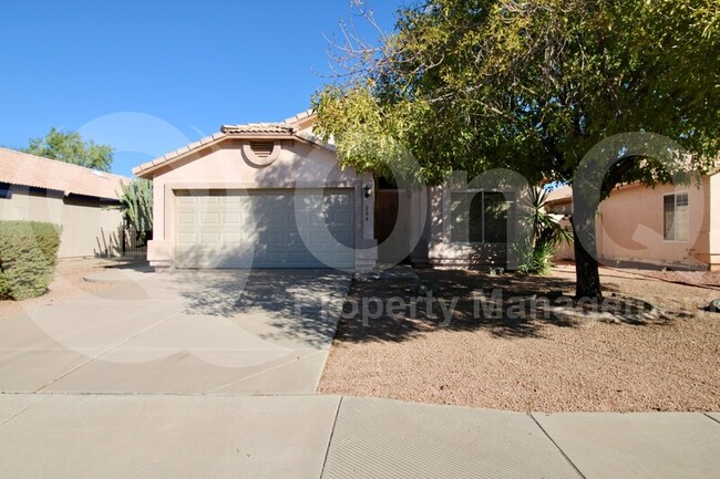 Building Photo - 208 W Jasper Dr