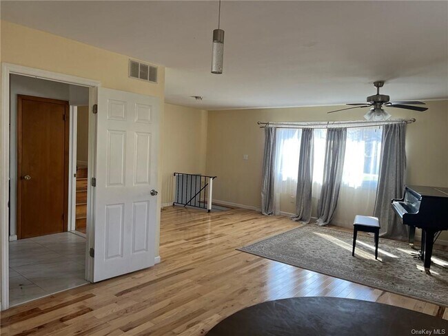 Foto del edificio - 18 Winthrop Ave