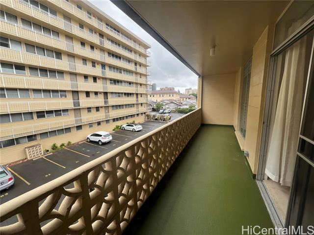 Foto del edificio - 1323 Makiki St