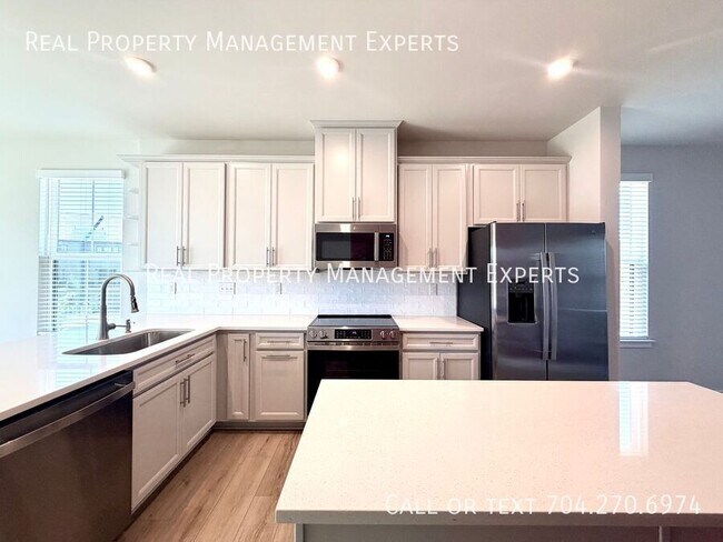 Foto del edificio - 2841 Statesville Ave