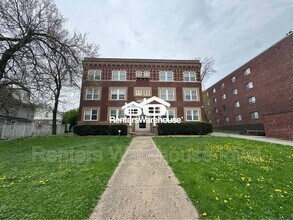 Building Photo - 3612 Ingersoll Ave Building Photo - 3612 Ingersoll Ave