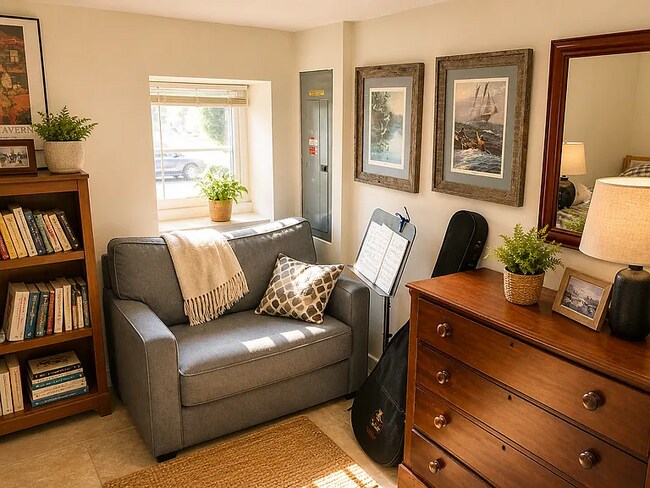 Foto del edificio - 642 Hobart Pl NW
