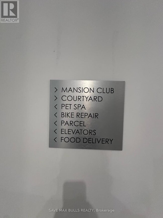 Building Photo - 308 Jarvis St