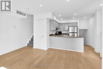 Building Photo - 27 Sudbury St