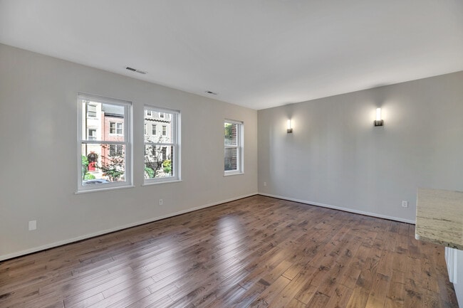 Foto del edificio - 2114 N St NW