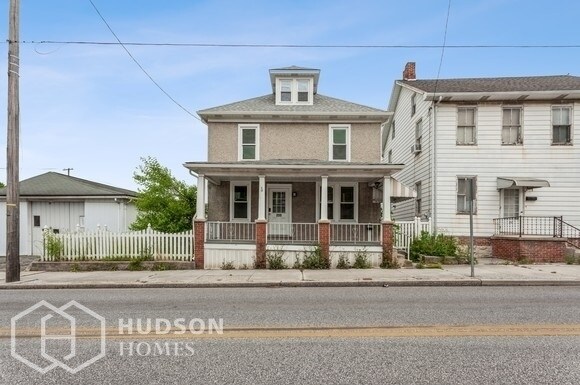 Foto principal - 209 Main St