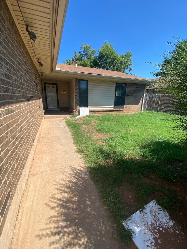 Photo - 5 Bedroom Home!