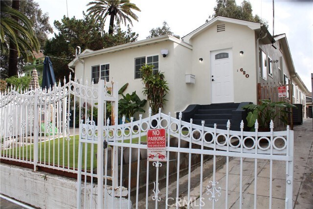 Foto del edificio - 620 Brittania St