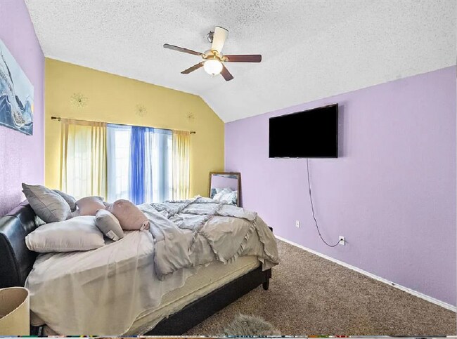 Building Photo - 4800 Sleepy Ridge Cir