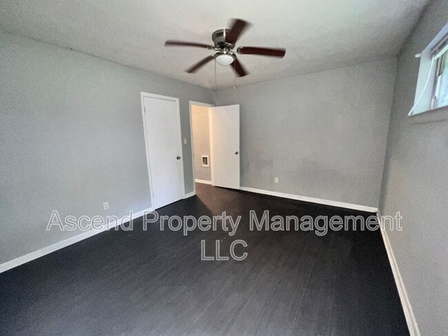 Building Photo - 1118 Wheeler Ave