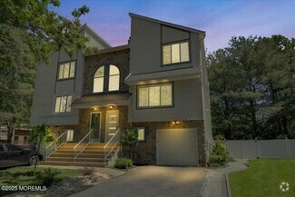 Building Photo - 85 Lone Star Ln