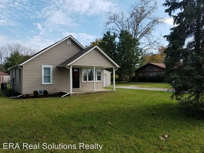 Building Photo - 2 br, 1 bath House - 490 Hill Road North 490