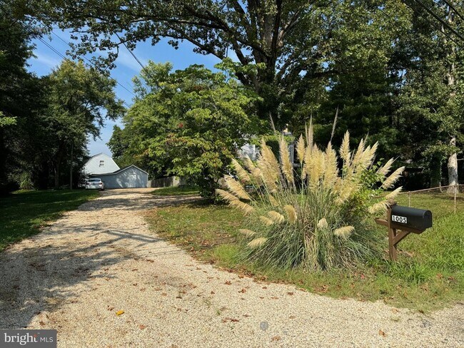 Foto del edificio - 1005 Manning Dr