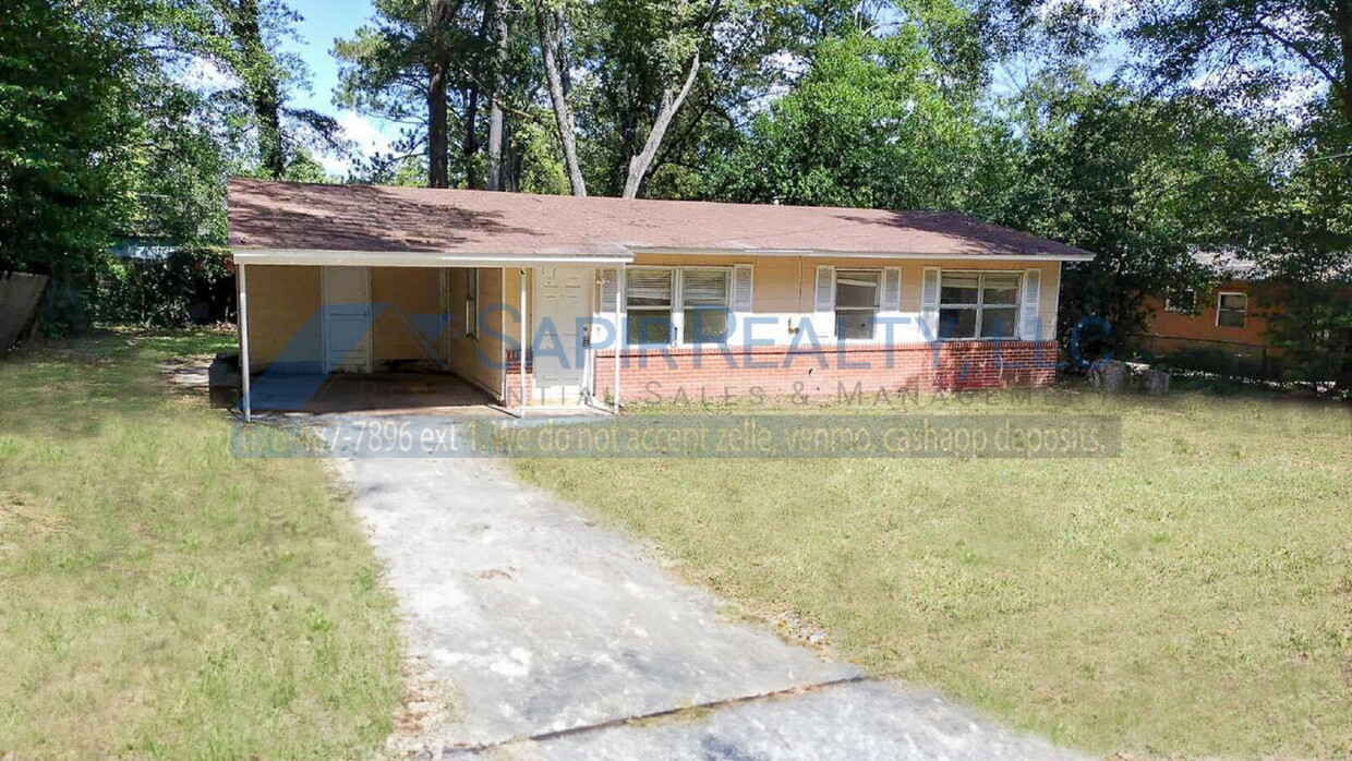 Primary Photo - 2419 Adger Rd