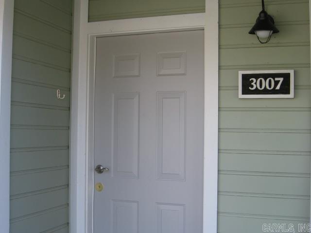Building Photo - 3007 Summer Hill Pl