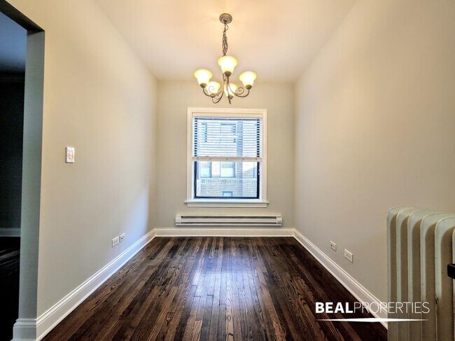 Foto del edificio - 1 bedroom in CHICAGO IL 60613